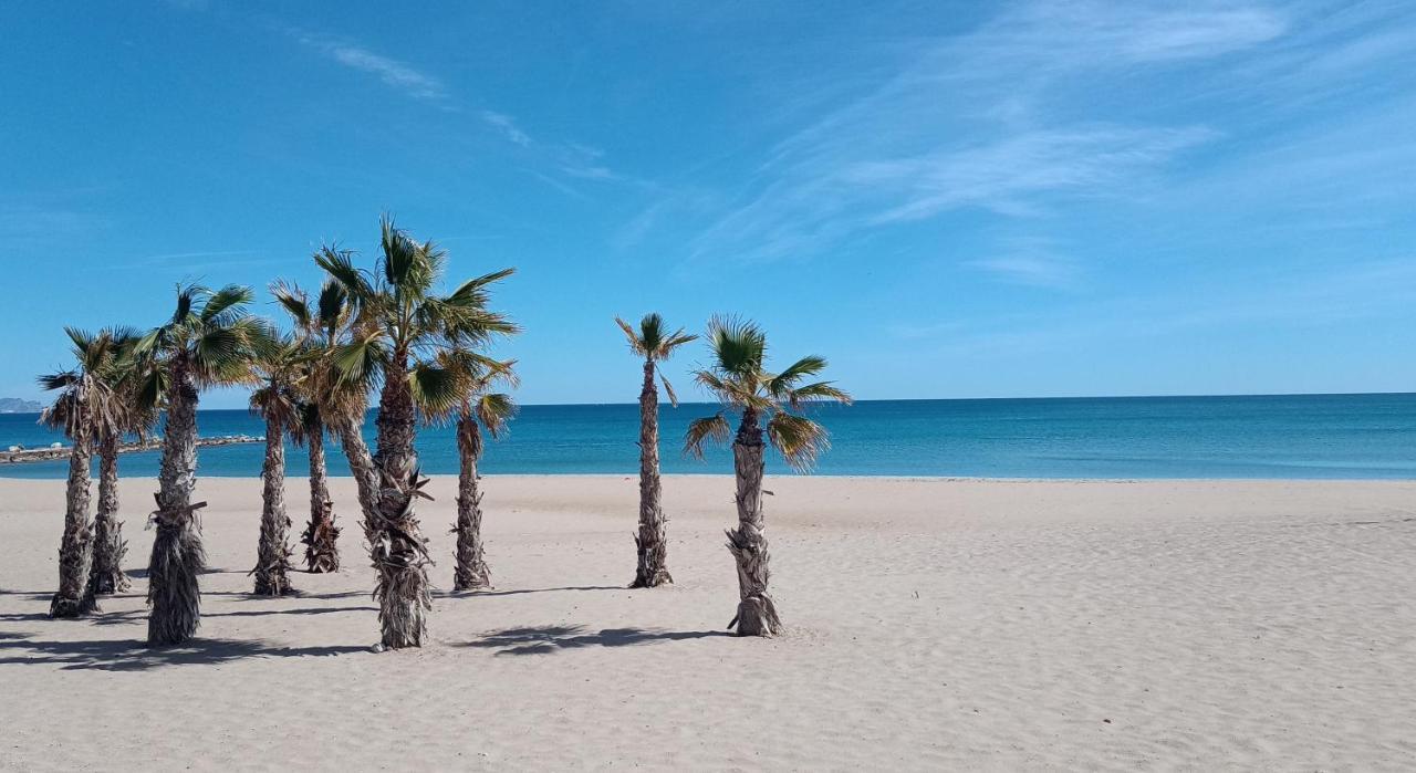 Bungalow Con Encanto, 100M2, A 800 M De La Playa El Campello Exteriér fotografie